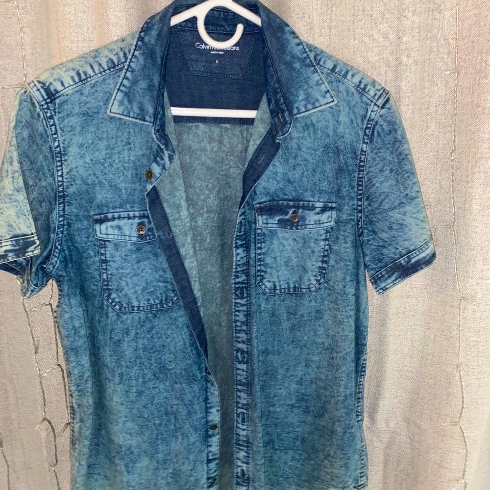 men’s denim shirt